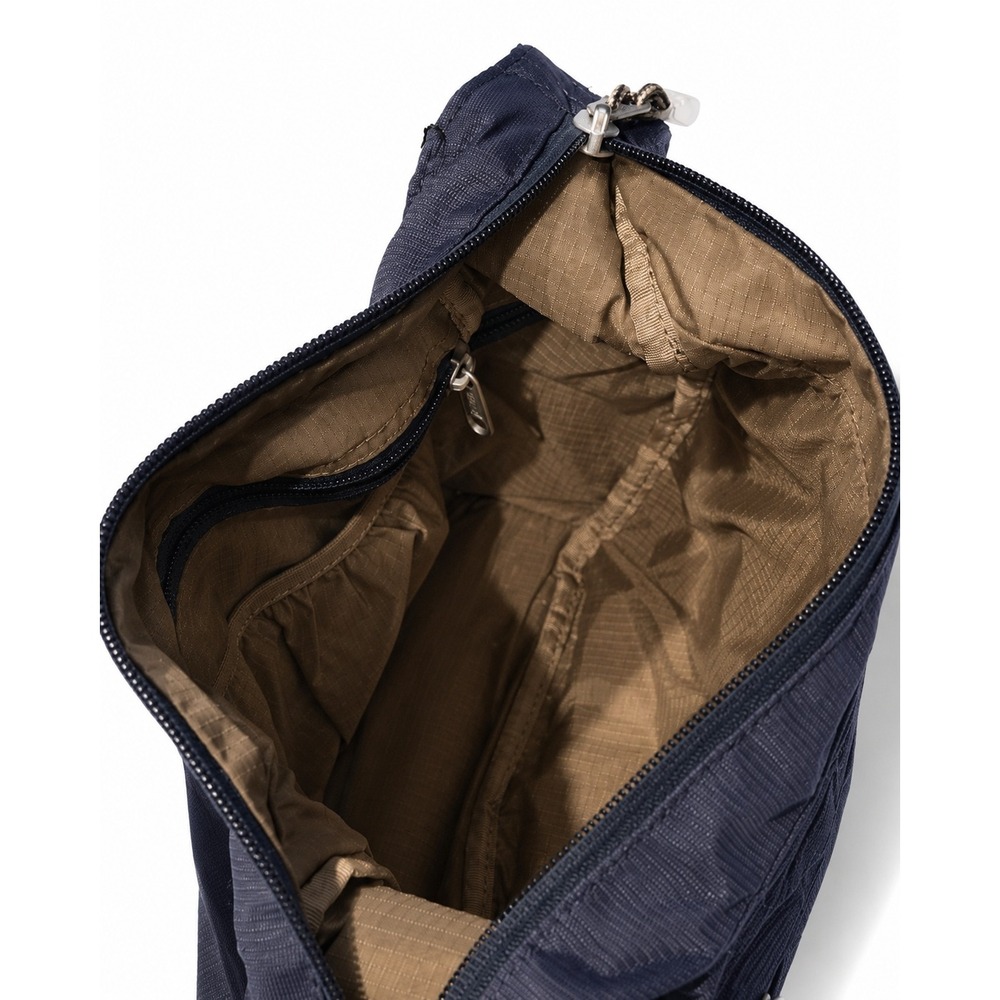 eBags Piazza Day Bag Crossbody Travel Purse Navy Blue Nylon Lightweight Travel - Picture 3 of 7
